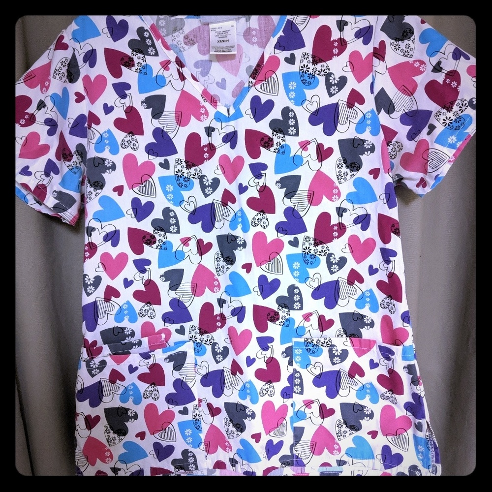 Hearts scrub top